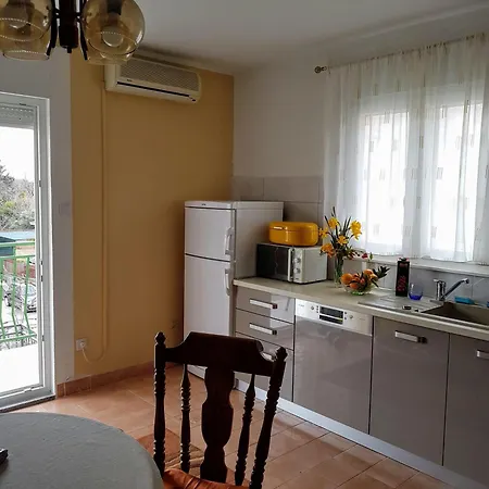 Oleander, Three-Bedroom Apartment In Trogir Trogir