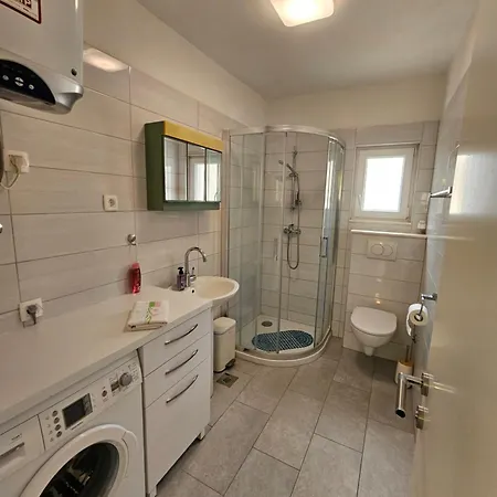 Oleander, Three-bedroom In