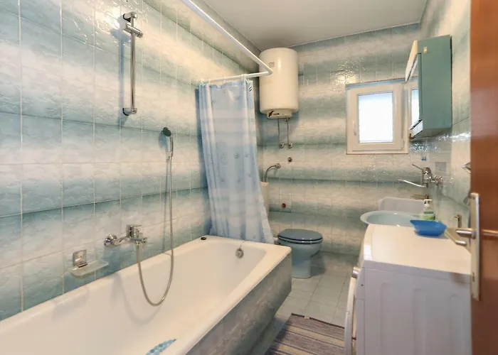Apartment Oleander, Three-Bedroom Apartment In Trogir *